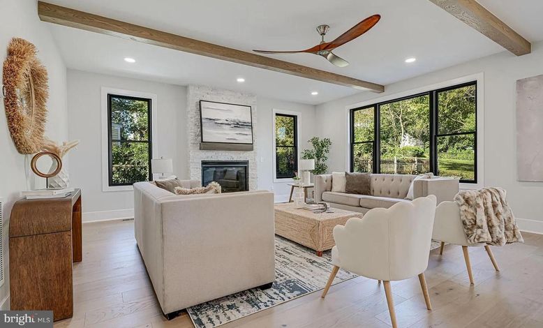 Fireplace, Interior, Living room, Recessed Lighting, Wooden Beams, Wood Texture Flooring