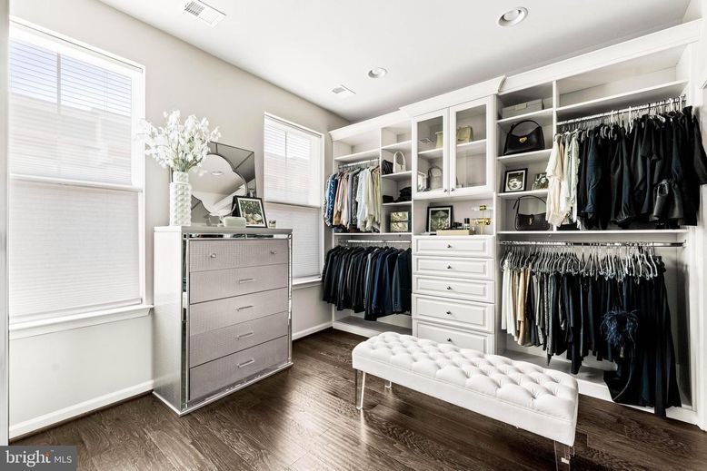 Interior, Recessed Lighting, Walk-in Closets, Wood Texture Flooring