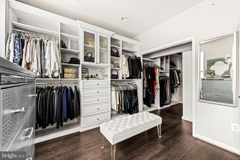 Interior, Recessed Lighting, Walk-in Closets, Wood Texture Flooring