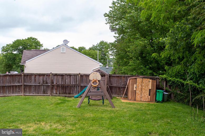 Backyard, Exterior, Playground