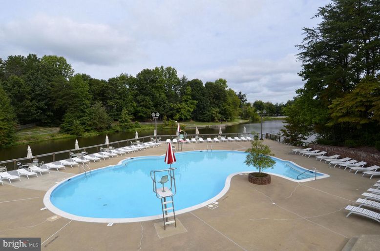 Exterior, Pool, Water