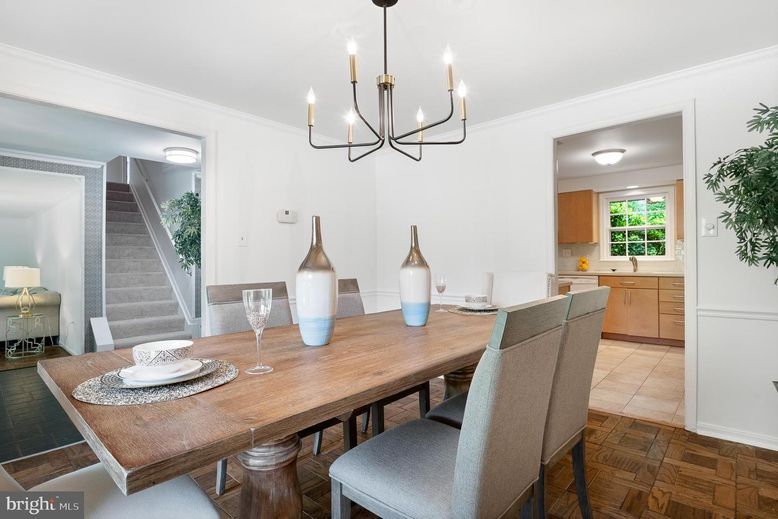 Chandelier, Dining room, Interior, Wood Texture Flooring