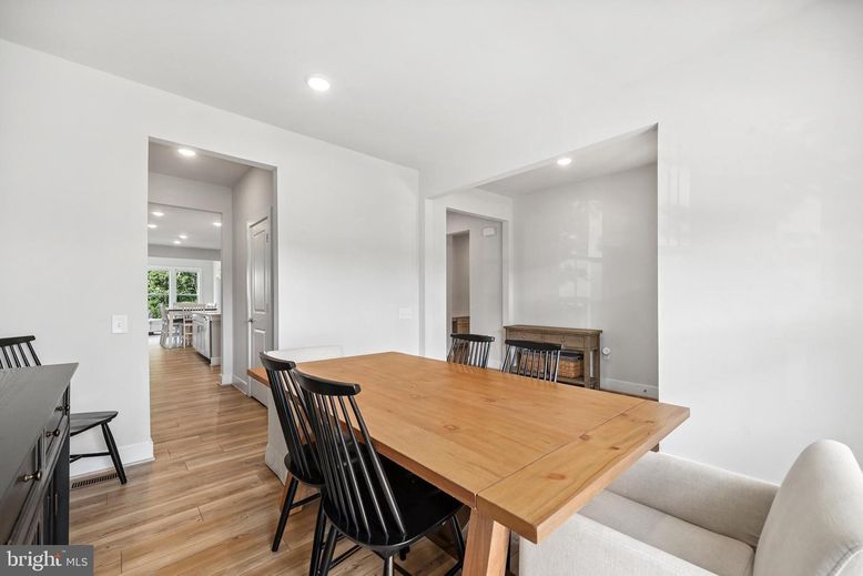 Dining room, Interior, Recessed Lighting, Wood Texture Flooring