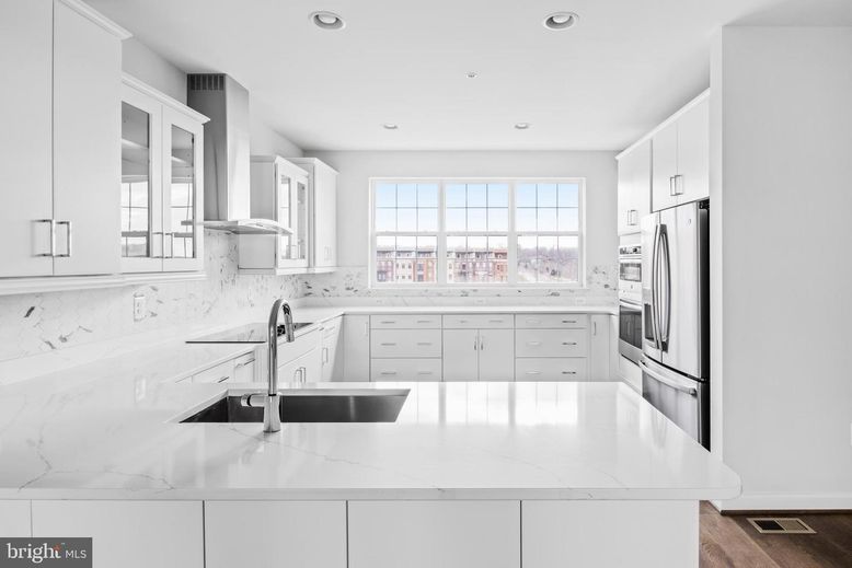 Interior, Kitchen, Marble Walls, Recessed Lighting, Wood Texture Flooring