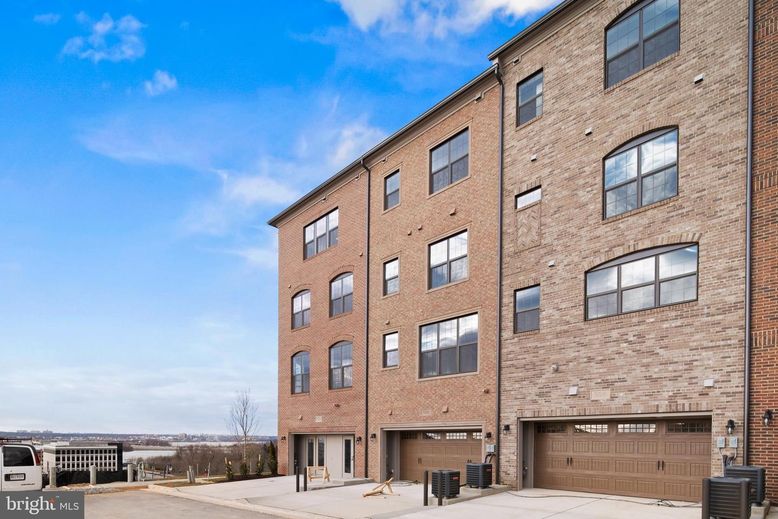 Attached, Exterior, Facade, Brick Facade, Rowhouse