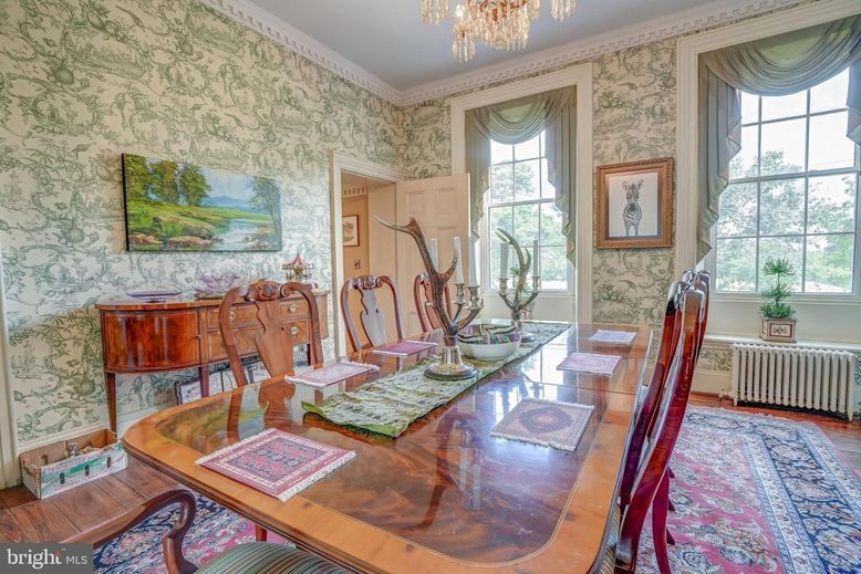 Chandelier, Dining room, Interior, Wood Texture Flooring