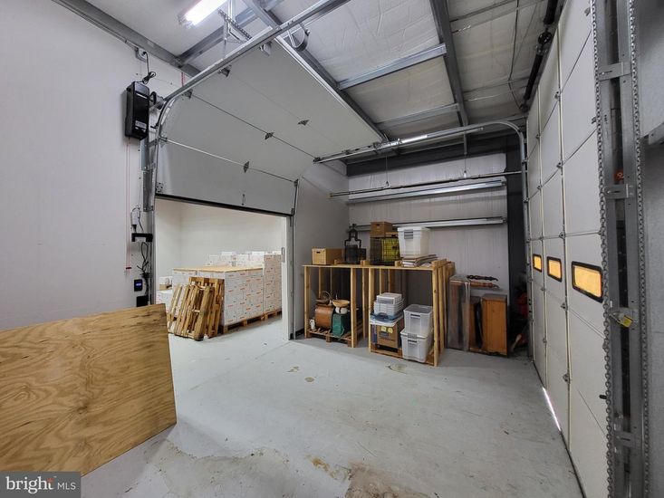 Garage, Interior, Washer