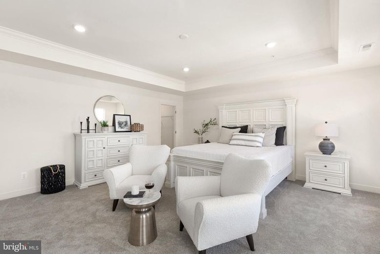 Bedroom, Interior, Recessed Lighting