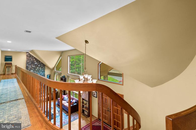 Interior, Pendant Lights, Recessed Lighting, Wood Texture Flooring
