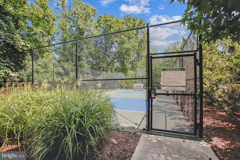 Exterior, Tennis Courts