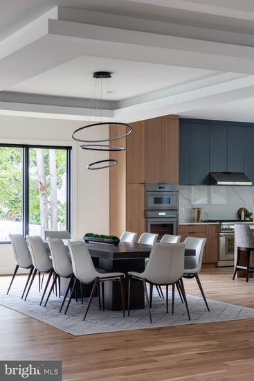 Dining room, Interior, Kitchen, Pendant Lights, Stainless Steel Appliances, Wood Texture Flooring