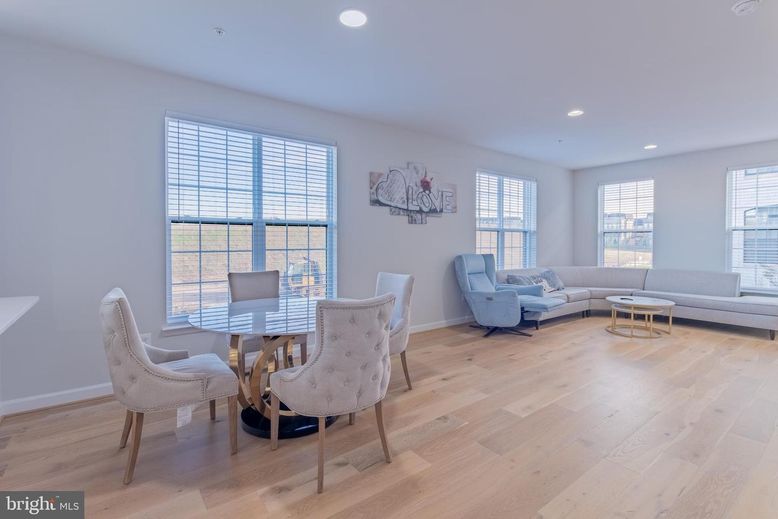 Dining room, Interior, Living room, Recessed Lighting, Wood Texture Flooring