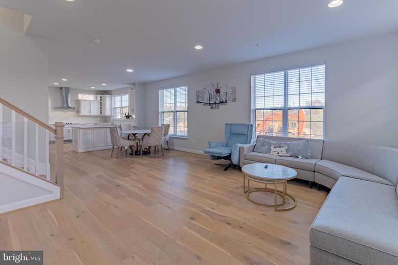 Dining room, Interior, Kitchen, Living room, Recessed Lighting, Wood Texture Flooring