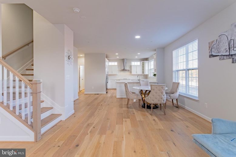 Dining room, Interior, Kitchen, Recessed Lighting, Wood Texture Flooring