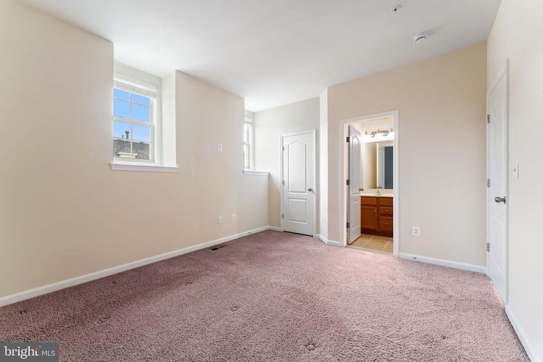 Bathroom, Empty room, Interior