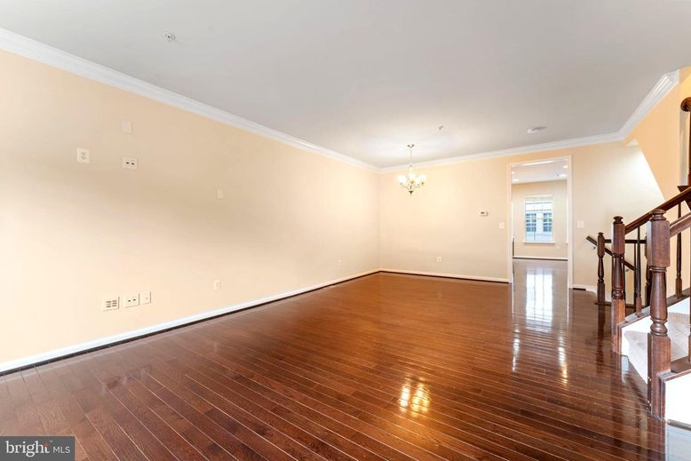 Chandelier, Empty room, Interior, Wood Texture Flooring
