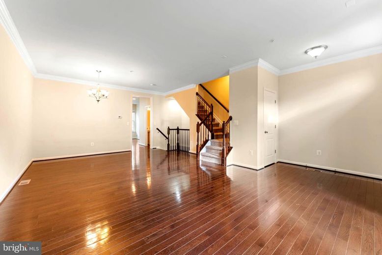 Chandelier, Empty room, Interior, Wood Texture Flooring