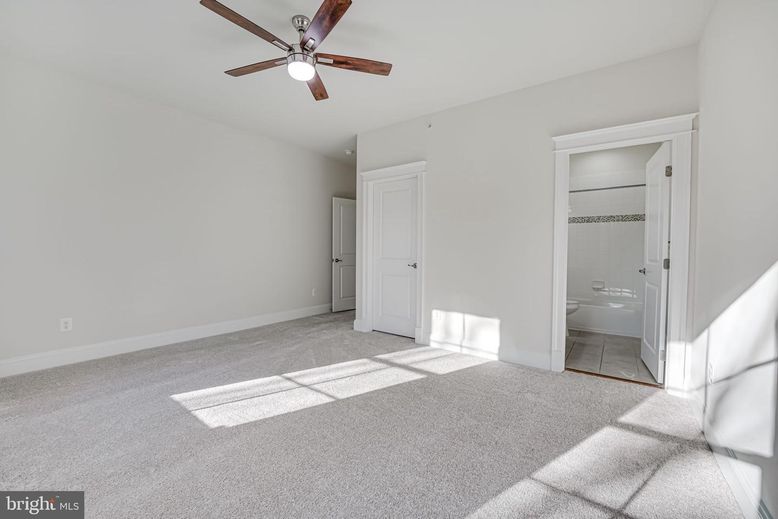 Bathroom, Empty room, Interior