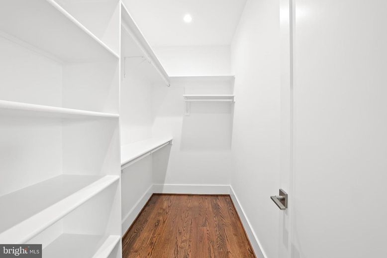 Interior, Recessed Lighting, Walk-in Closets, Wood Texture Flooring