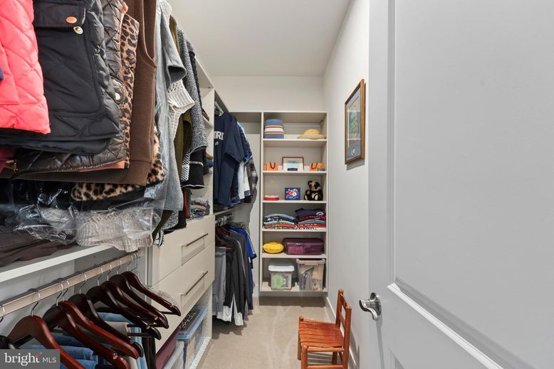 Interior, Walk-in Closets