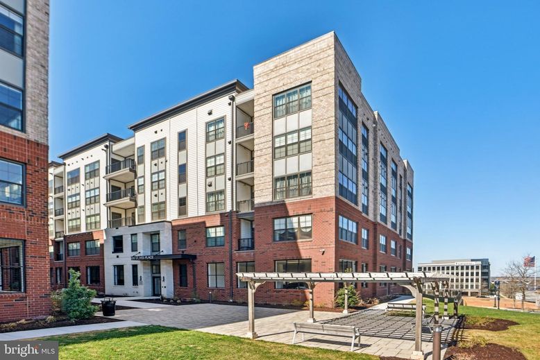 Exterior, Facade, Brick Facade, Condo Building
