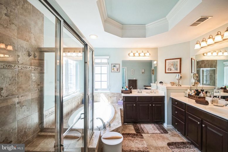 Bathroom, Dual Sink Vanities, Glass Shower, Interior