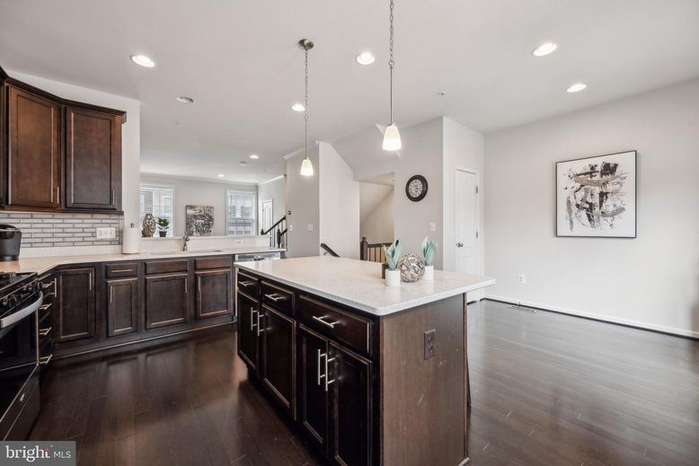 Interior, Kitchen, Pendant Lights, Recessed Lighting, Wood Texture Flooring