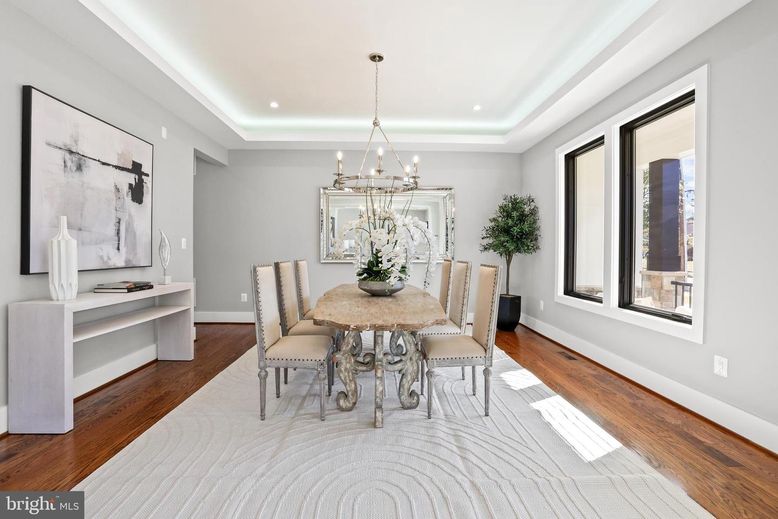 Chandelier, Dining room, Interior, Pendant Lights, Recessed Lighting, Wood Texture Flooring