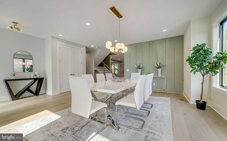 Dining room, Interior, Pendant Lights, Recessed Lighting, Wood Texture Flooring