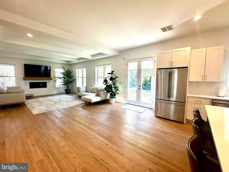 Interior, Kitchen, Living room, Recessed Lighting, Stainless Steel Appliances, Wood Texture Flooring
