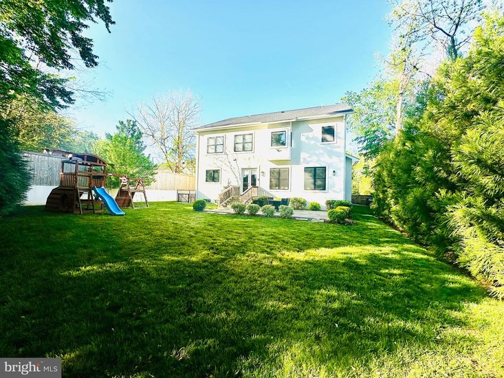 Backyard, Exterior, Playground