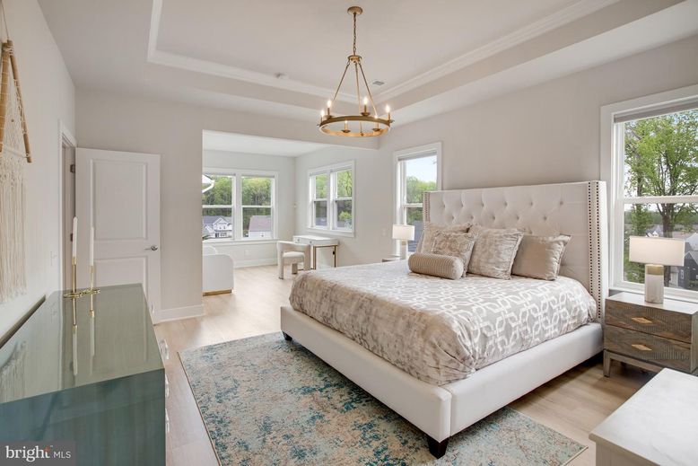 Bedroom, Chandelier, Interior, Pendant Lights, Wood Texture Flooring
