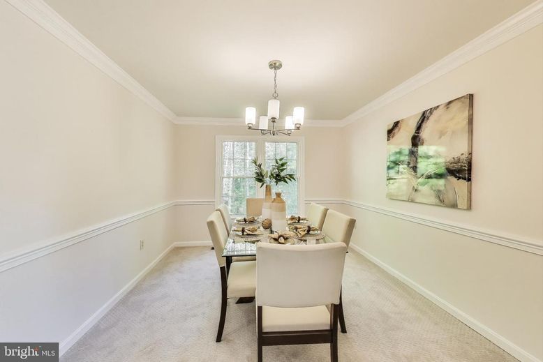 Chandelier, Dining room, Interior