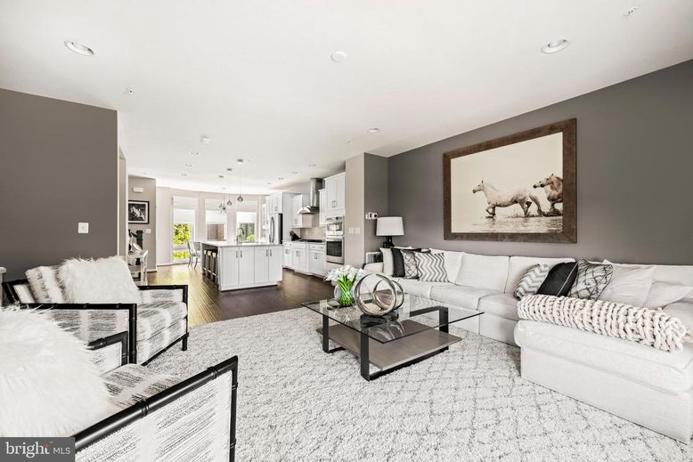 Interior, Kitchen, Living room, Pendant Lights, Recessed Lighting, Stainless Steel Appliances, Wood Texture Flooring