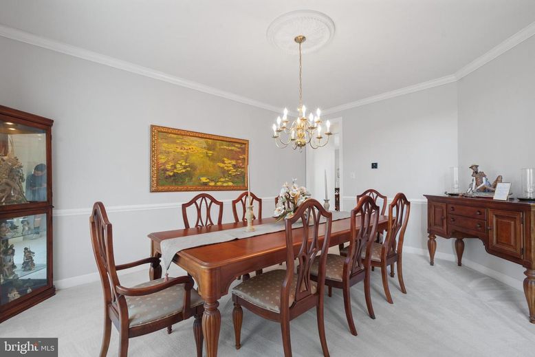 Chandelier, Dining room, Interior