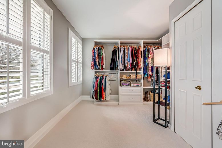 Interior, Walk-in Closets