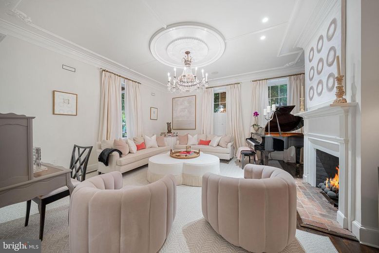 Chandelier, Fireplace, Interior, Living room, Piano, Recessed Lighting, Wood Texture Flooring