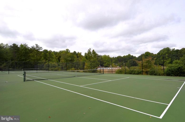 Exterior, Tennis Courts