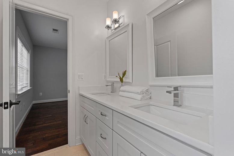 Bathroom, Dual Sink Vanities, Interior, Wood Texture Flooring
