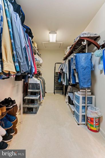 Interior, Walk-in Closets