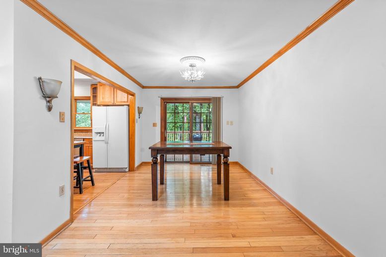 Game Room, Interior, Wood Texture Flooring