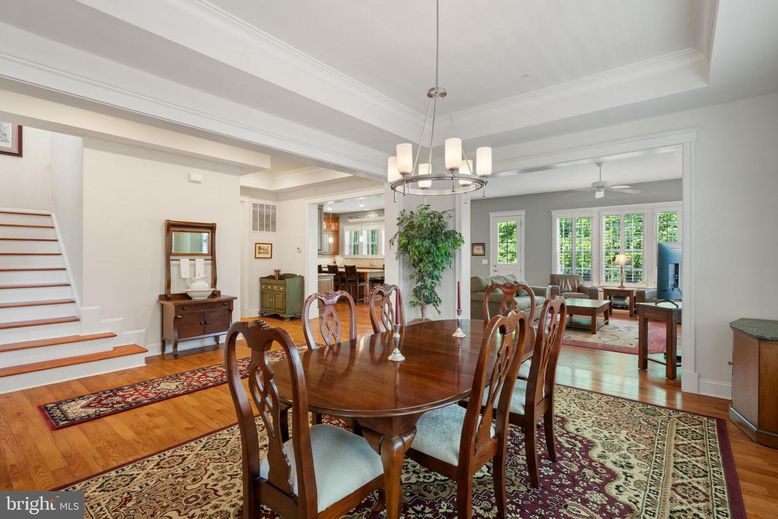 Chandelier, Dining room, Interior, Living room, Wood Texture Flooring