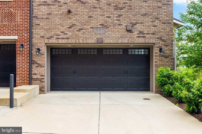 Detached Garage, Exterior