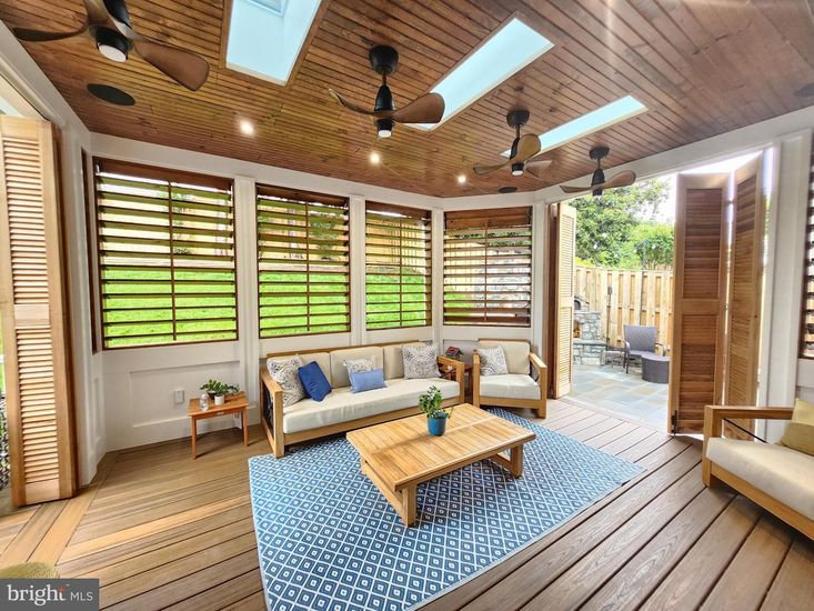 Interior, Living room, Recessed Lighting, Wooden Ceilings, Wood Texture Flooring