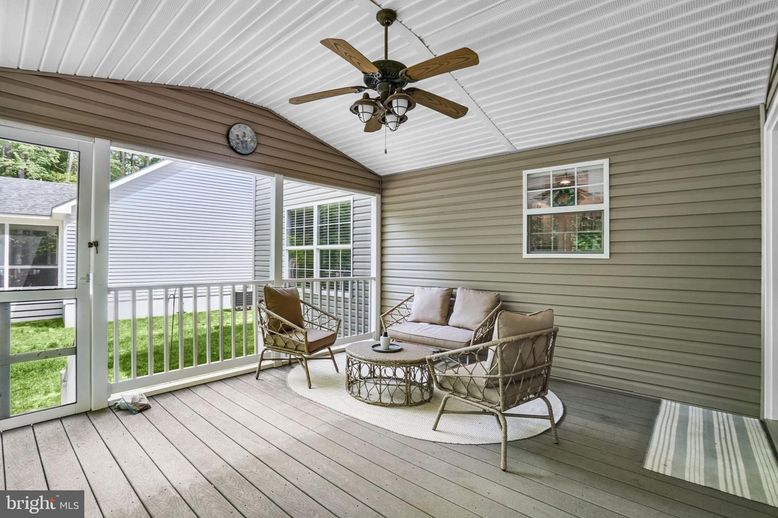 Interior, Sun Room, Wood Texture Flooring