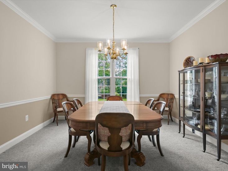 Chandelier, Dining room, Interior