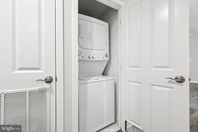 Interior, Utility Closets, Washer