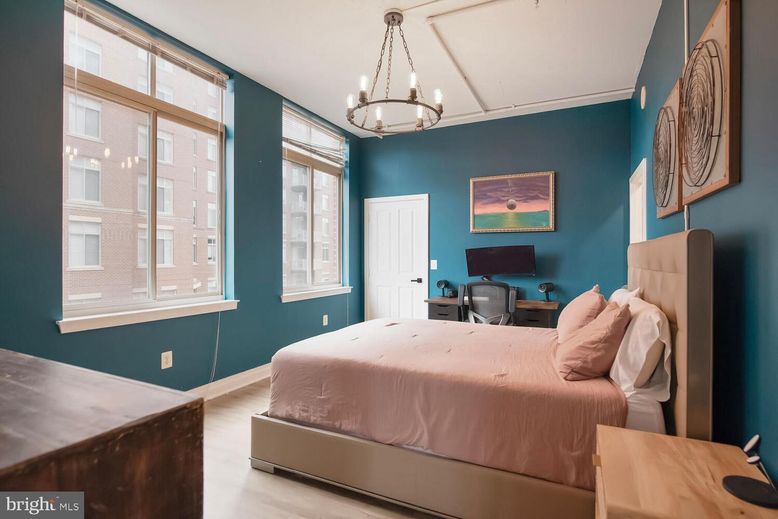Bedroom, Interior, Pendant Lights, Wood Texture Flooring