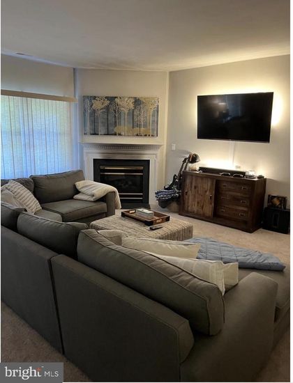 Fireplace, Interior, Living room
