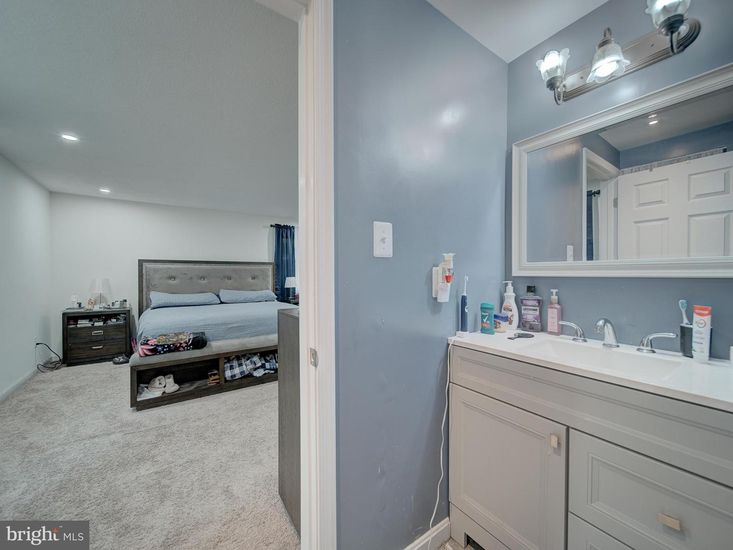 Bathroom, Bedroom, Interior, Recessed Lighting